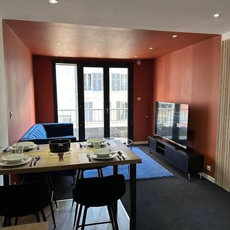 Appt De Standing Centre Ville Tarbes Ngoại thất bức ảnh