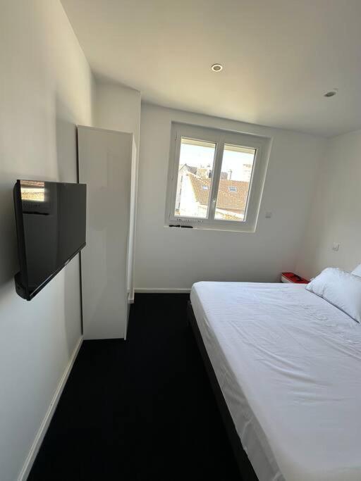 Appt De Standing Centre Ville Tarbes Ngoại thất bức ảnh